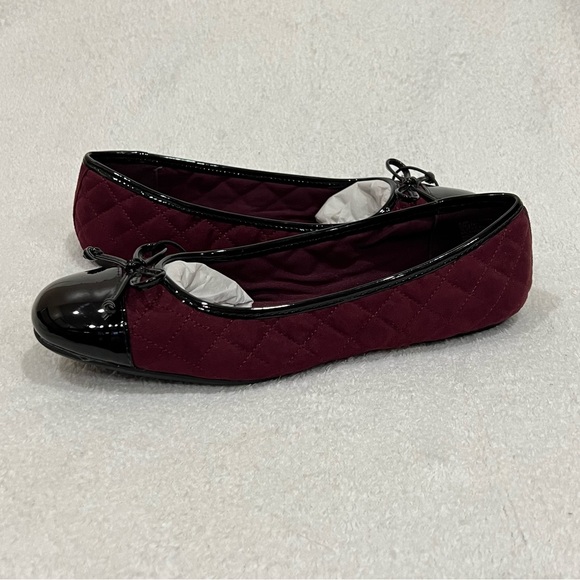 East 5th Aloha Wine Quilted Faux Leather Ballet Flats NWT Size 8.5 - Picture 4 of 16